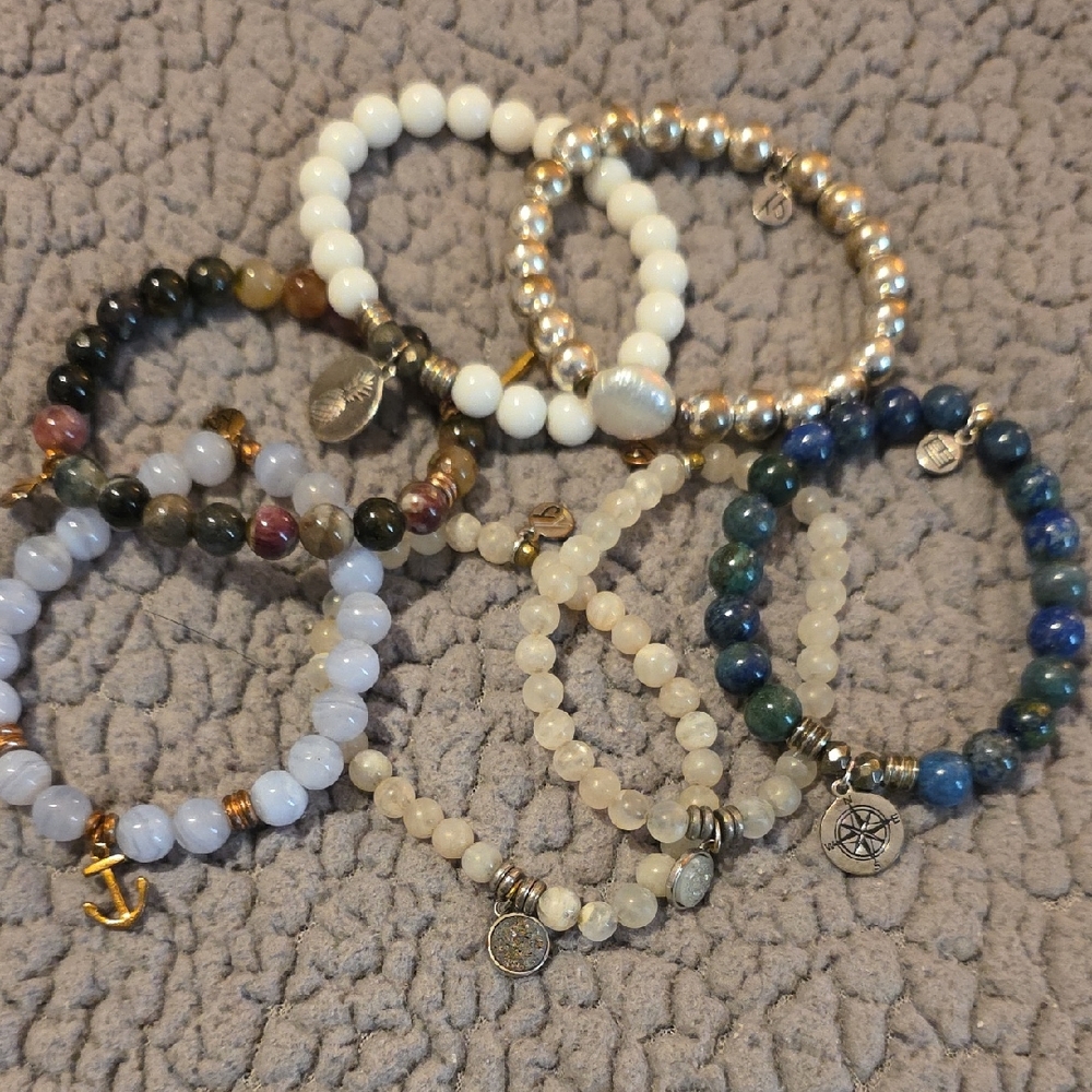 T Jazelle Beaded Bracelet Set of 7